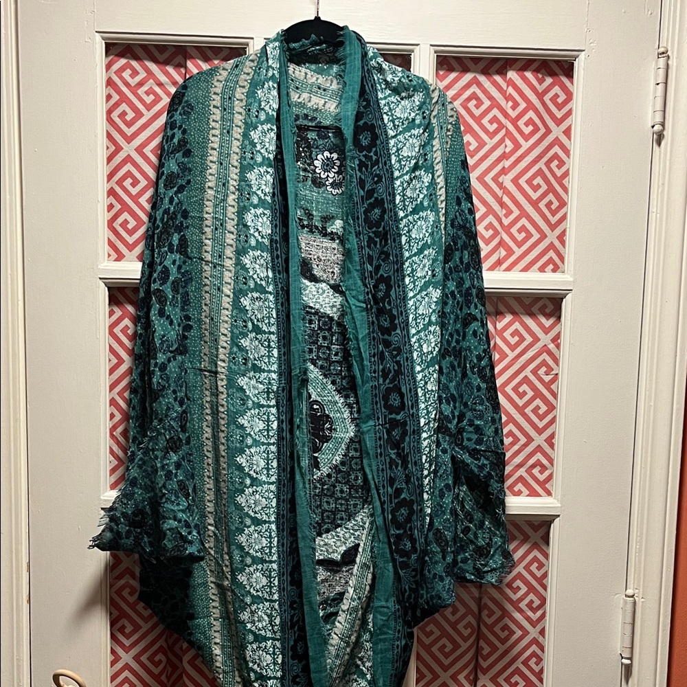 Women’s American Eagle Outfitters Teal Patterned Open-Front Kimono O/S